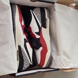 Jordan Athletic Shoes Red Black White